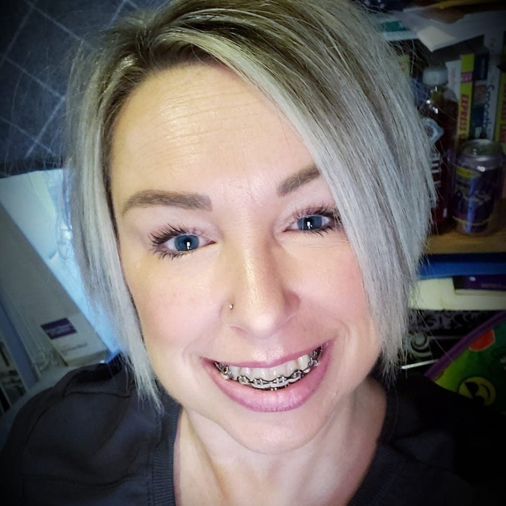 Meet your Posher, Jasmin